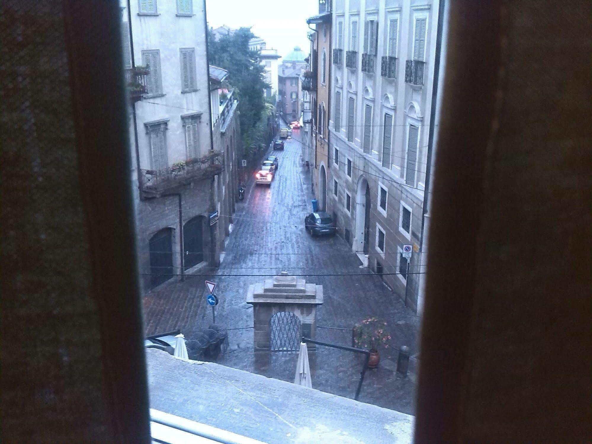 Uptown B'N'B Hotel Bergamo Luaran gambar